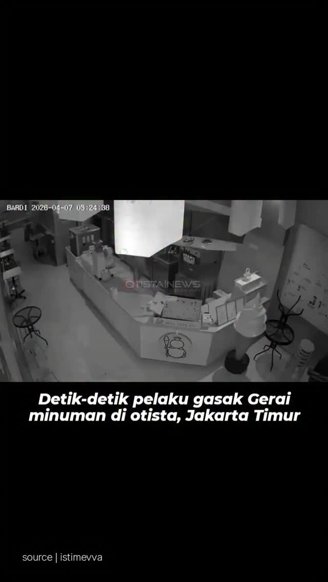 Rekaman CCTV pembobolan gerai minuman di Otista Jakarta Timur yang terekam pada April 2026.
