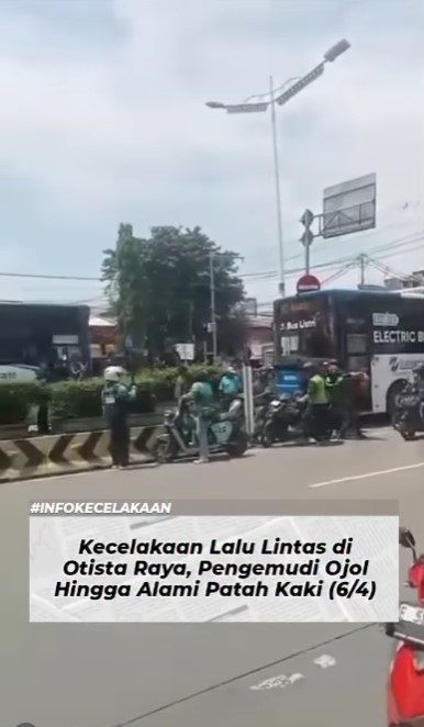 Kecelakaan Otista Raya