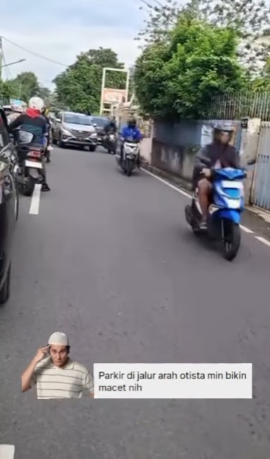 Parkir Liar Otista Raya